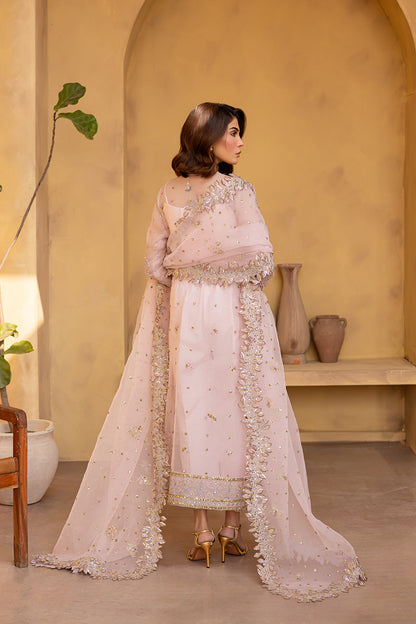Emaan Adeel I Regalia Luxury Formals I VELOURA - Ladies Clothes - Maria Faisal
