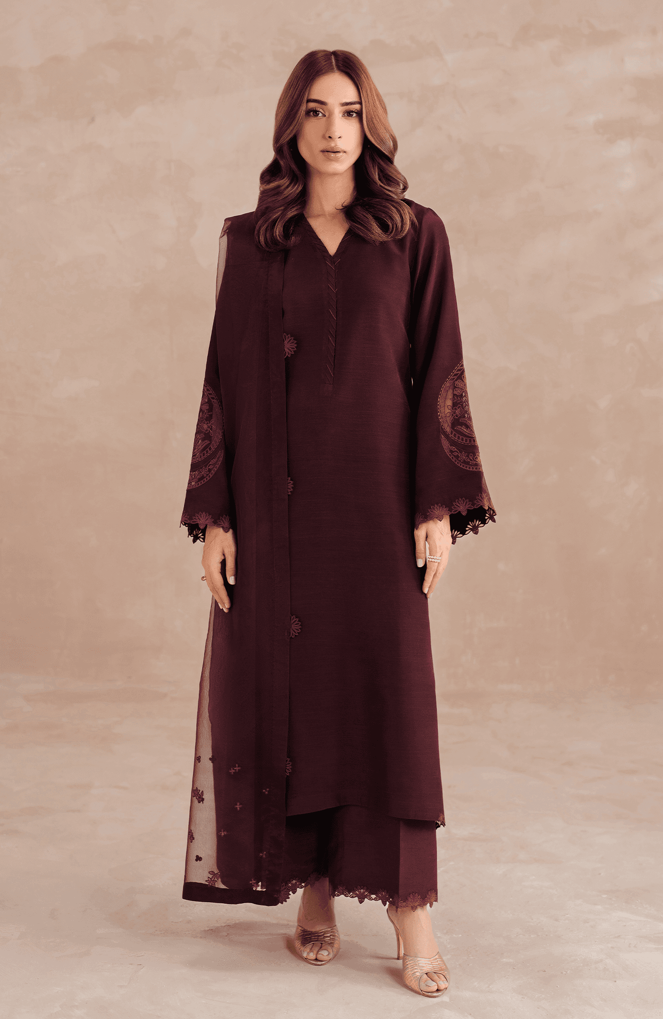 Seran | Eid Luxe Pret 25 | ARLEEN by Maria Faisal - Registered Vendor of : Seran - type : Ladies Clothes - 100% original wedding dresses