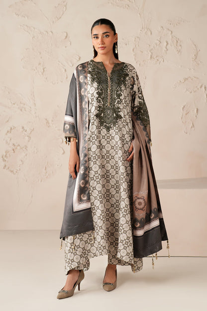 Baroque | Luxury Pret 25 | UF-4302 - Formal Dress - available at Maria Faisal in UK and USA.