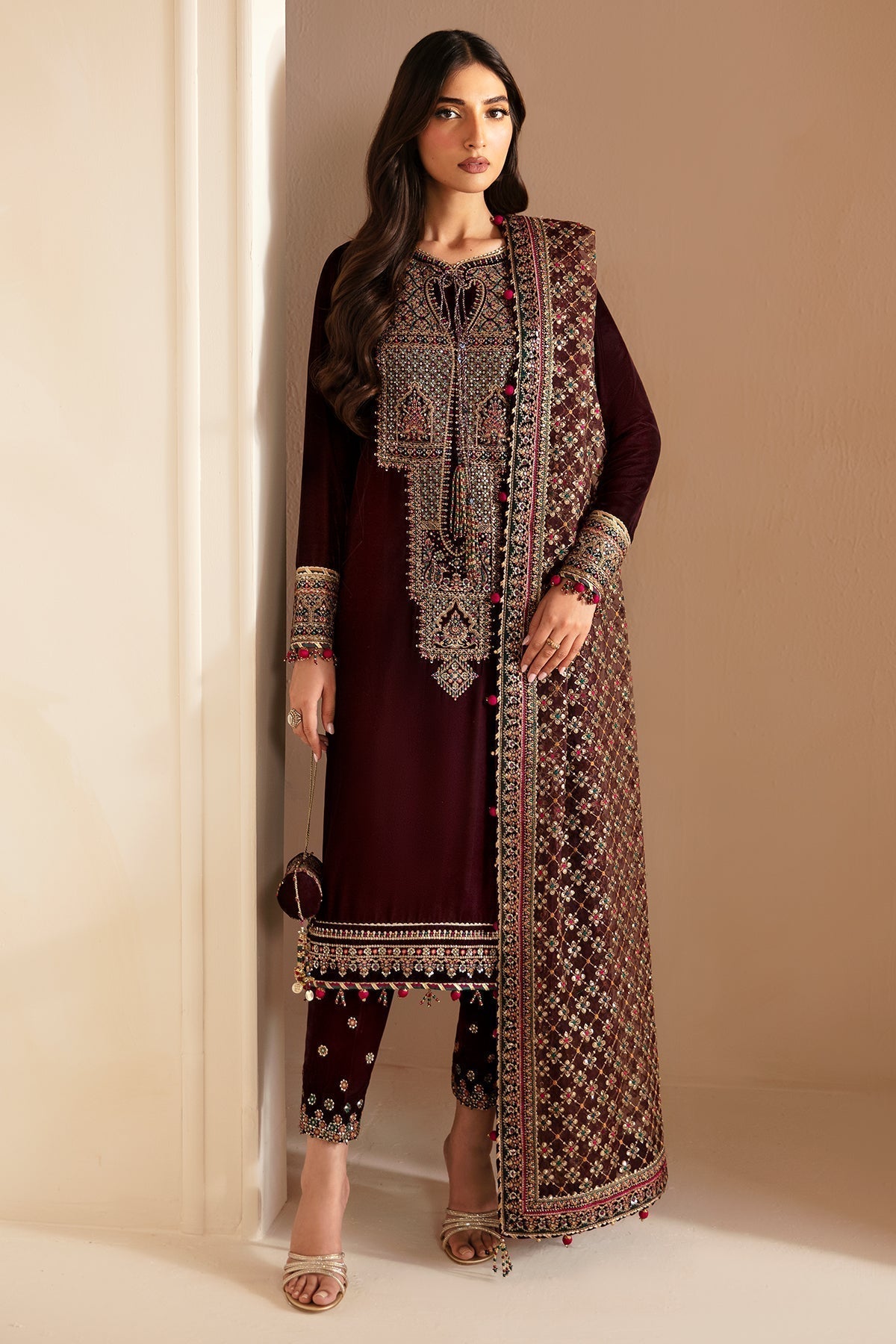 Jazmin | Velvet Edit 24 | Velvet Formal VF-2022 - Ladies Clothes - Maria Faisal