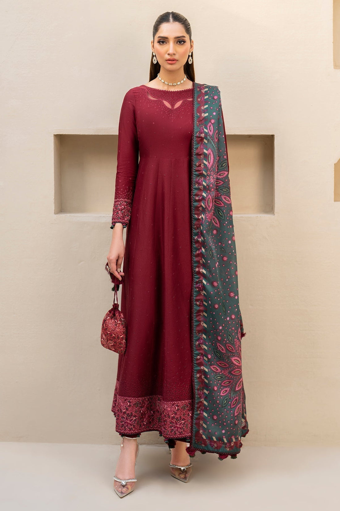 Jazmin | Irish Lawn SS 24 | D7 - Maria Faisal. 