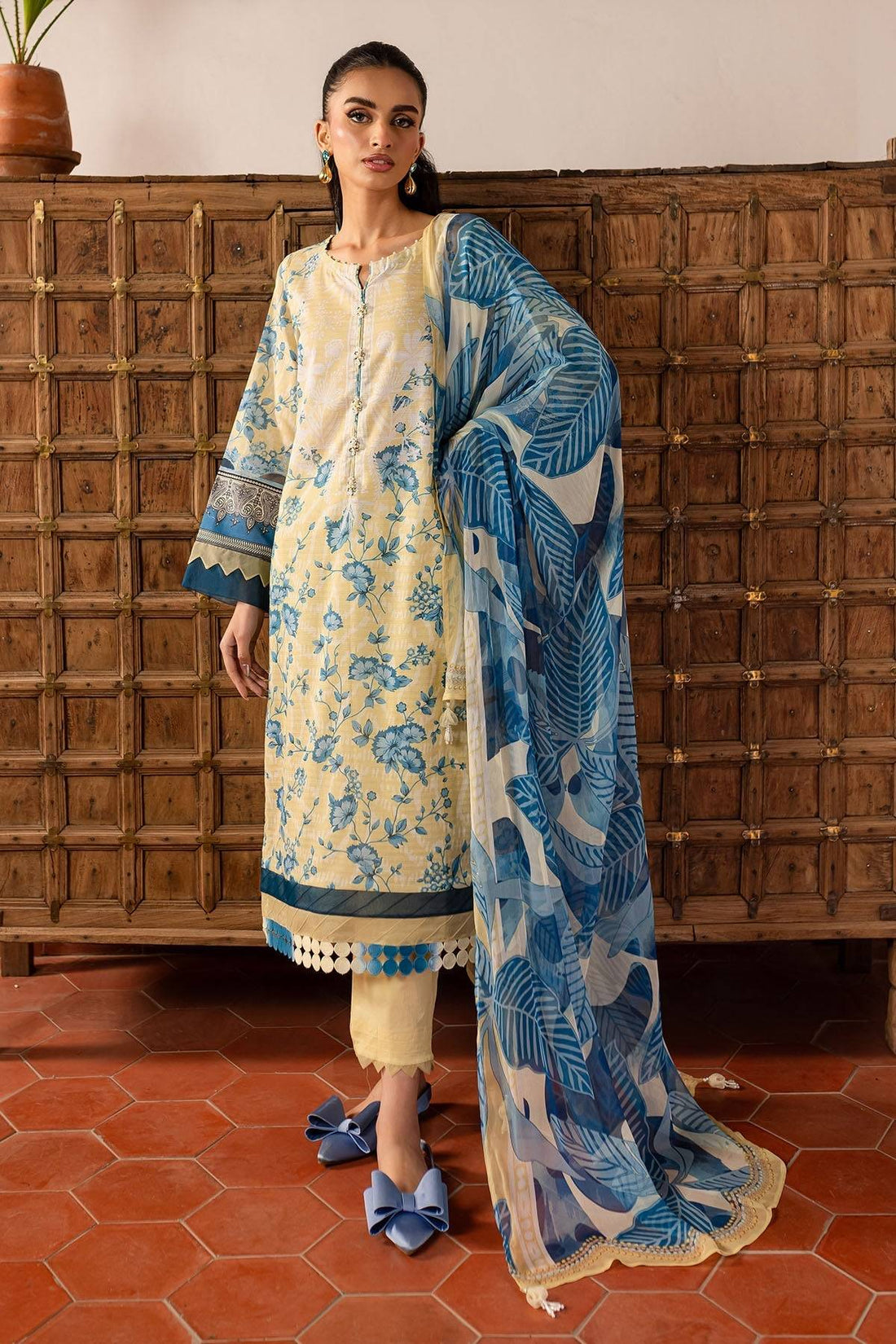 Nureh | Printed lawn 25 | SP-136 by Maria Faisal - Registered Vendor of : Nureh - type : Ladies Clothes - 100% original wedding dresses