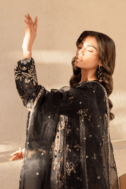 Emaan Adeel | Noore Festive Formals | ZAREYA by Maria Faisal - Registered Vendor of : Emaan Adeel - type : Ladies Clothes - 100% original wedding dresses