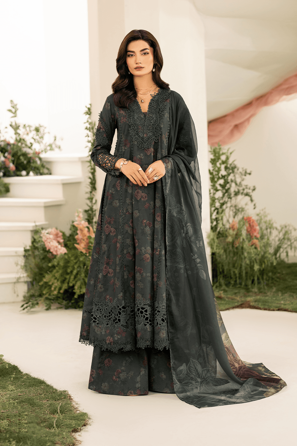 Iznik | Festive Edition | IFE-08 by Maria Faisal - Registered Vendor of : Iznik - type : Ladies Clothes - 100% original wedding dresses