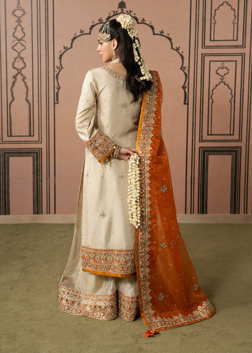 Haseens | Naqs Formals | Huma - Formal Dress - available at Maria Faisal in UK and USA.