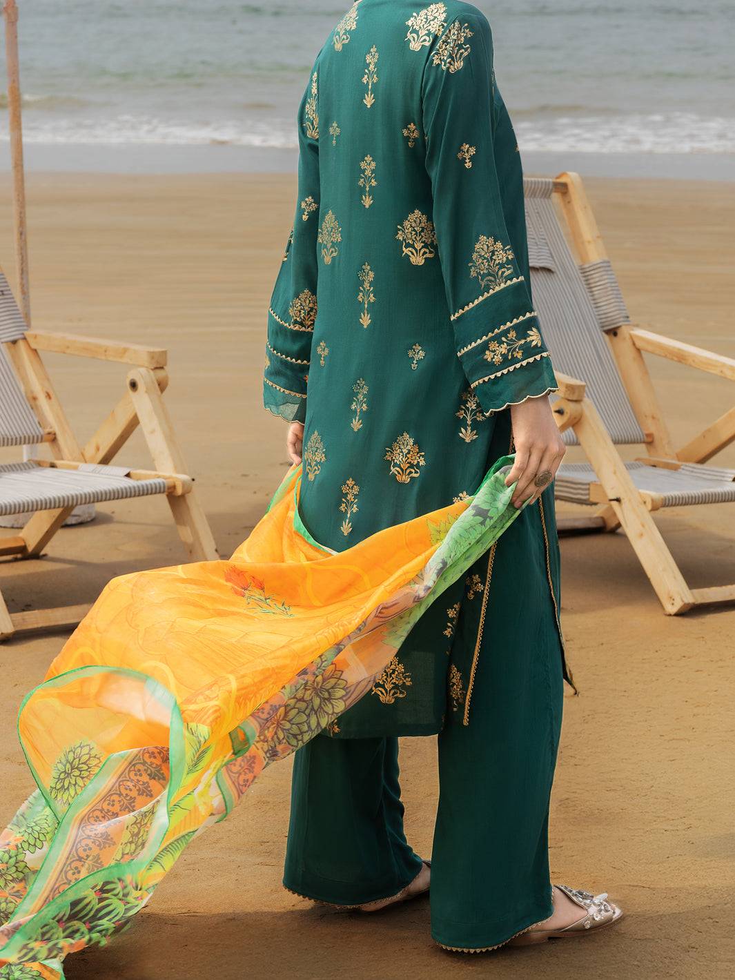 Almirah | Traditional Tale | ALP-3PS-2043 by Maria Faisal - Registered Vendor of : Almirah - type : Ladies Clothes - 100% original wedding dresses