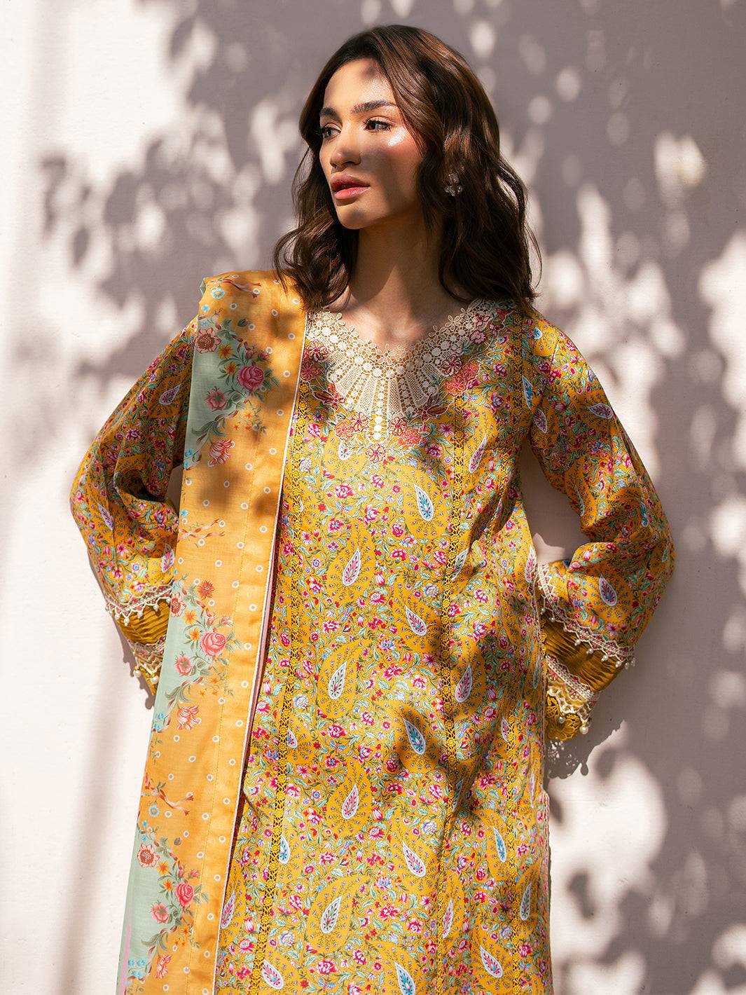 Bin Ilyas | Hazel Printed Lawn 25 | 2072 - B by Maria Faisal - Registered Vendor of : Bin Ilyas - type : Ladies Clothes - 100% original wedding dresses