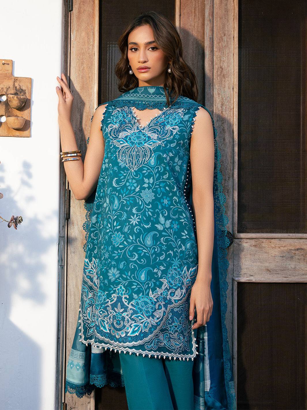 Bin Ilyas | Hazel Printed Lawn 25 | 2073 - B by Maria Faisal - Registered Vendor of : Bin Ilyas - type : Ladies Clothes - 100% original wedding dresses