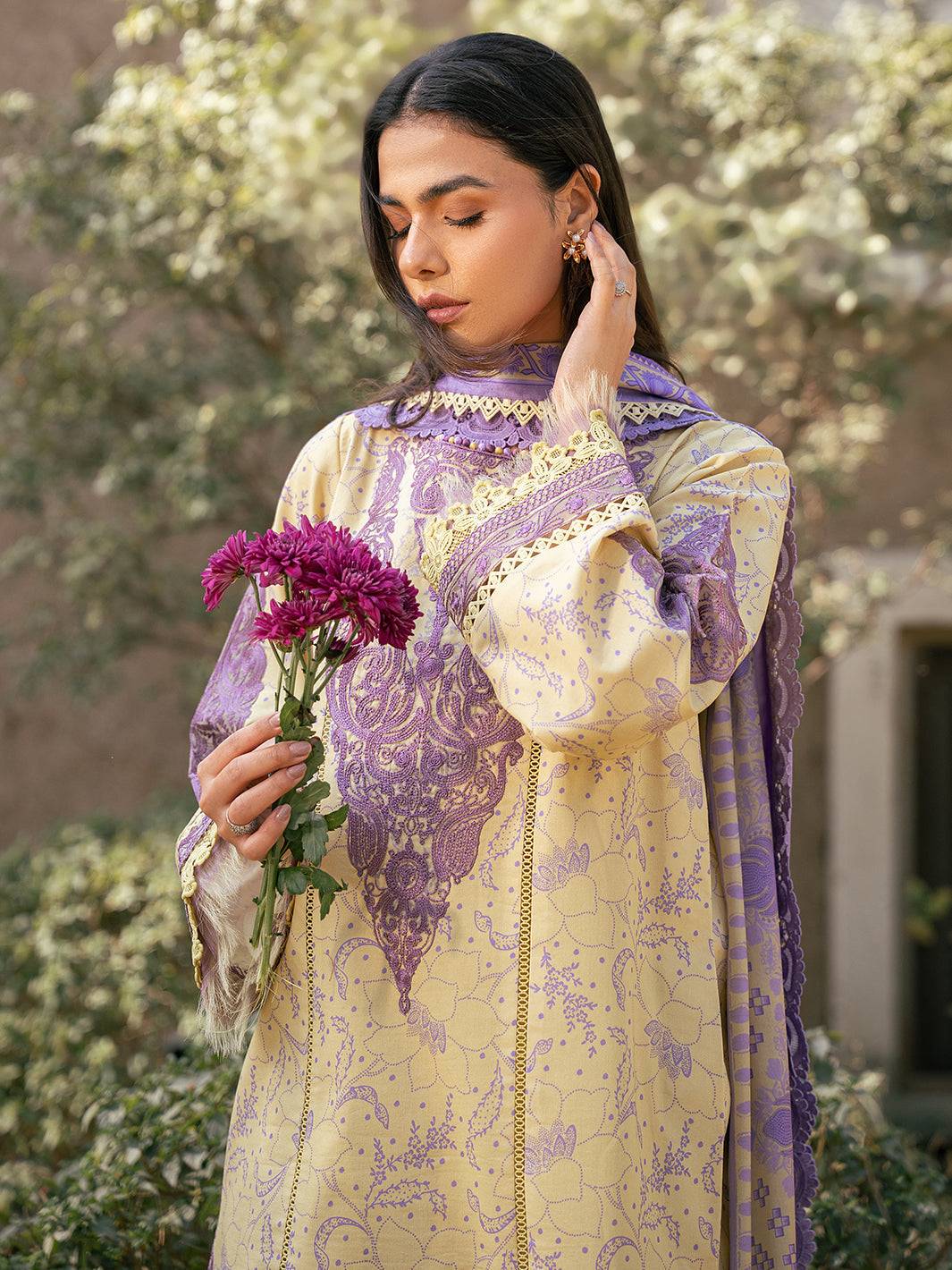 Bin Ilyas | Hazel Printed Lawn 25 | 2074 - A by Maria Faisal - Registered Vendor of : Bin Ilyas - type : Ladies Clothes - 100% original wedding dresses