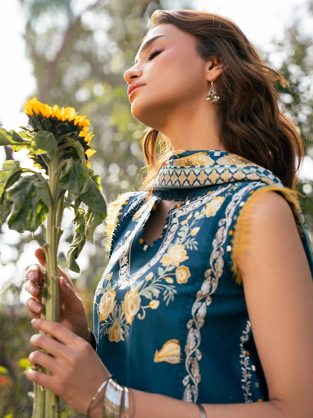 Bin Ilyas | Hazel Printed Lawn 25 | 2077 - B by Maria Faisal - Registered Vendor of : Bin Ilyas - type : Ladies Clothes - 100% original wedding dresses