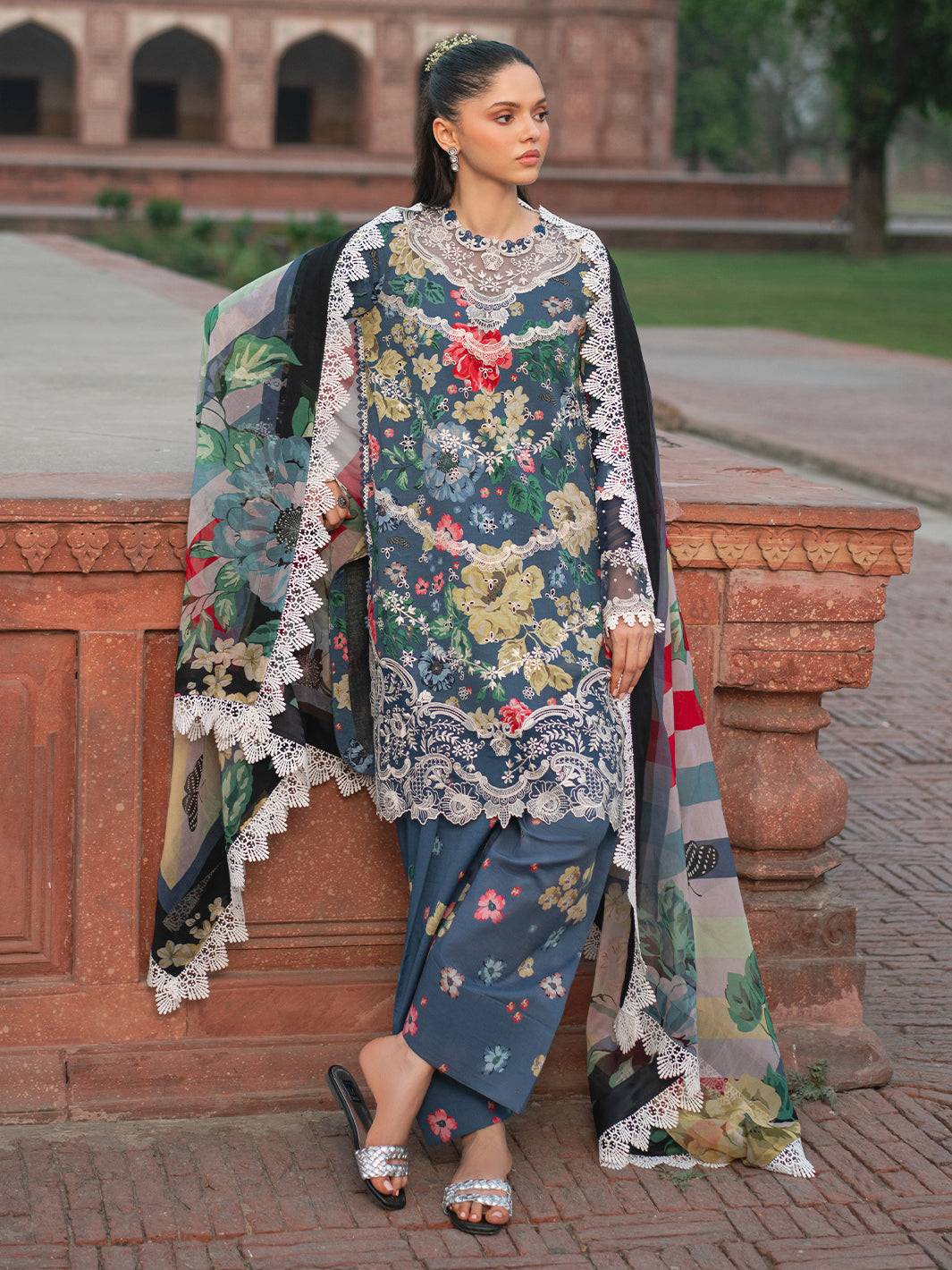 Bin Ilyas | Naqsh Naaz Luxury Lawn 25 | 2081 - B by Maria Faisal - Registered Vendor of : Bin Ilyas - type : Ladies Clothes - 100% original wedding dresses