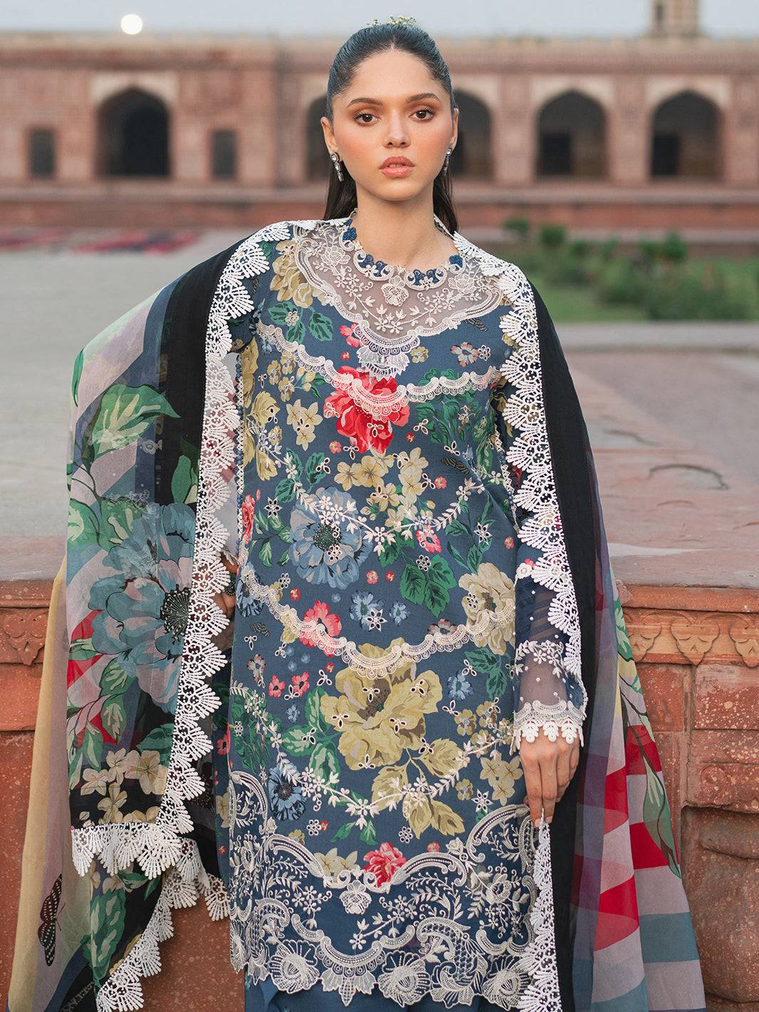 Bin Ilyas | Naqsh Naaz Luxury Lawn 25 | 2081 - B by Maria Faisal - Registered Vendor of : Bin Ilyas - type : Ladies Clothes - 100% original wedding dresses