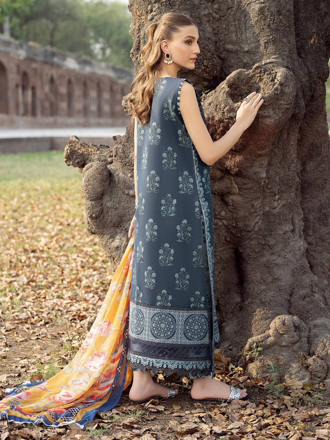 Bin Ilyas | Naqsh Naaz Luxury Lawn 25 | 2082 - B by Maria Faisal - Registered Vendor of : Bin Ilyas - type : Ladies Clothes - 100% original wedding dresses