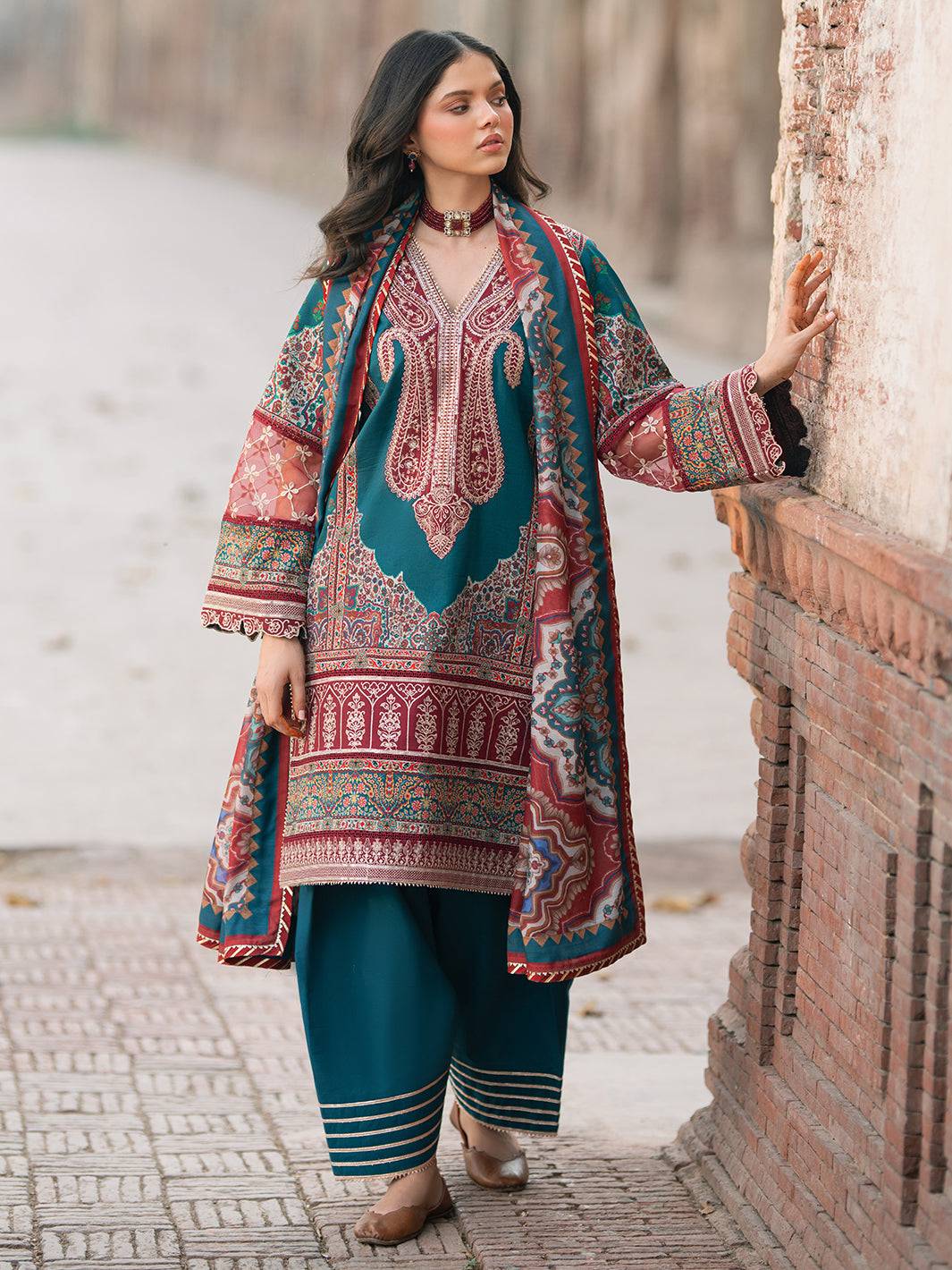 Bin Ilyas | Naqsh Naaz Luxury Lawn 25 | 2083 - B by Maria Faisal - Registered Vendor of : Bin Ilyas - type : Ladies Clothes - 100% original wedding dresses