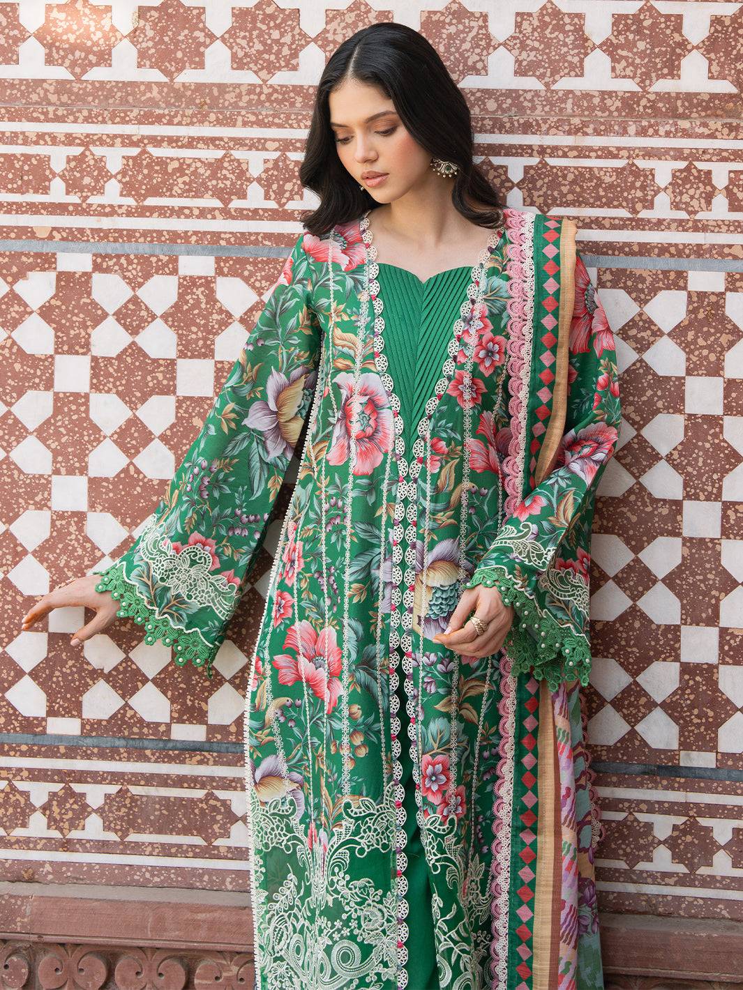 Bin Ilyas | Naqsh Naaz Luxury Lawn 25 | 2085 - D by Maria Faisal - Registered Vendor of : Bin Ilyas - type : Ladies Clothes - 100% original wedding dresses