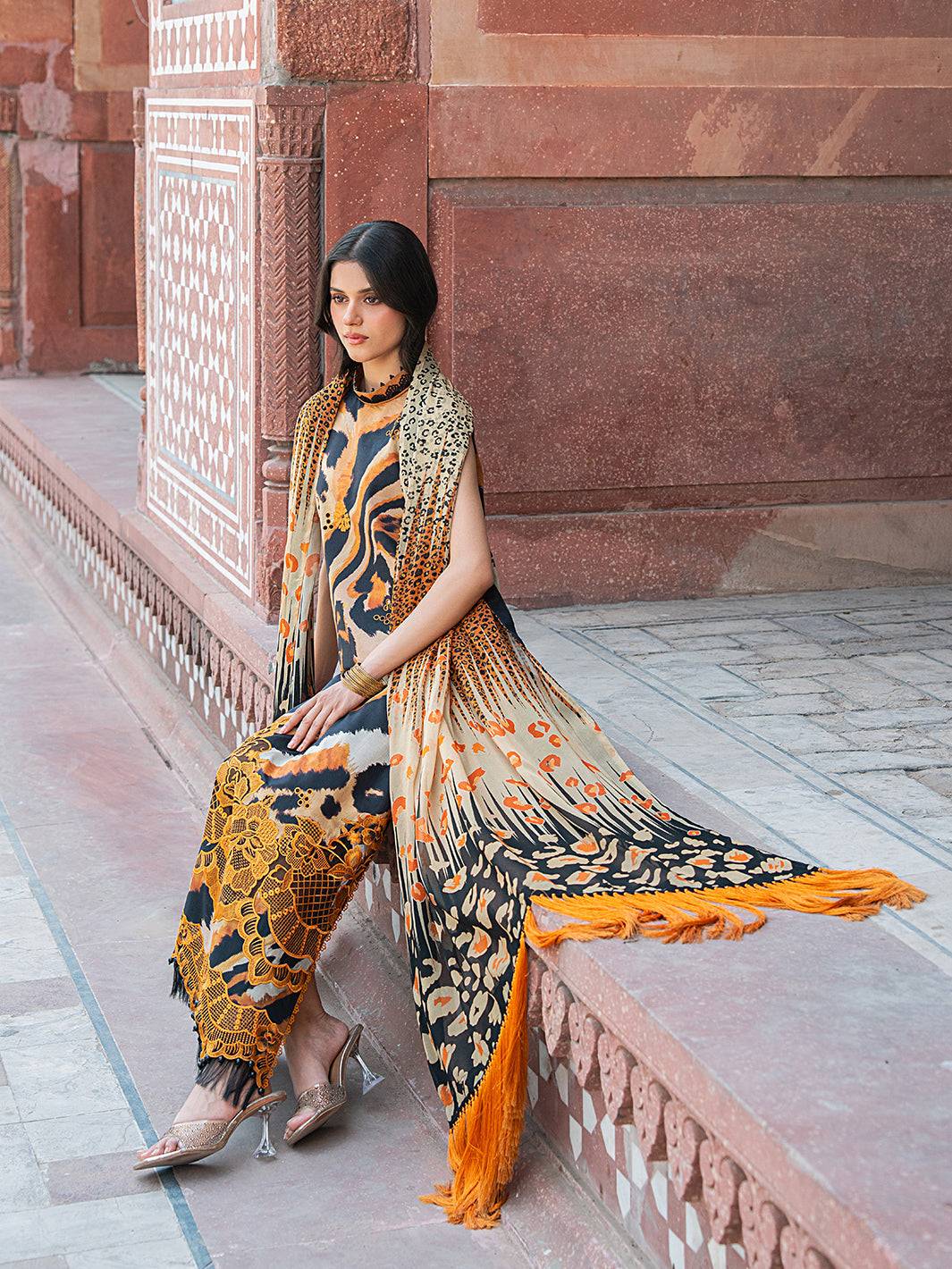 Bin Ilyas | Naqsh Naaz Luxury Lawn 25 | 2086 - B by Maria Faisal - Registered Vendor of : Bin Ilyas - type : Ladies Clothes - 100% original wedding dresses