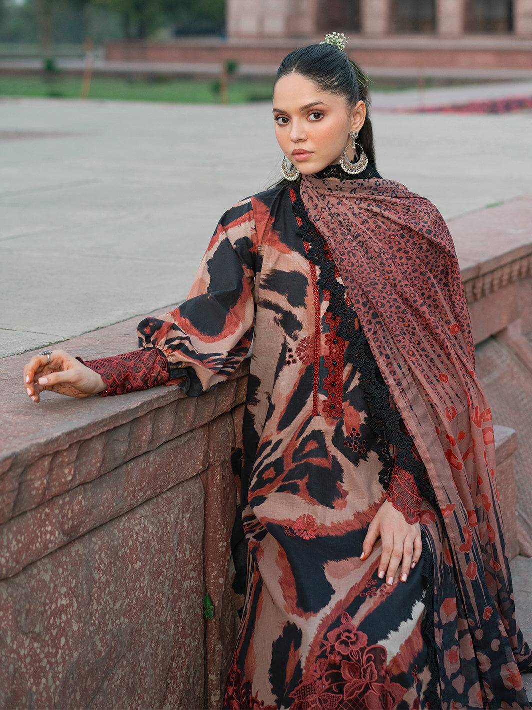 Bin Ilyas | Naqsh Naaz Luxury Lawn 25 | 2086 - C by Maria Faisal - Registered Vendor of : Bin Ilyas - type : Ladies Clothes - 100% original wedding dresses