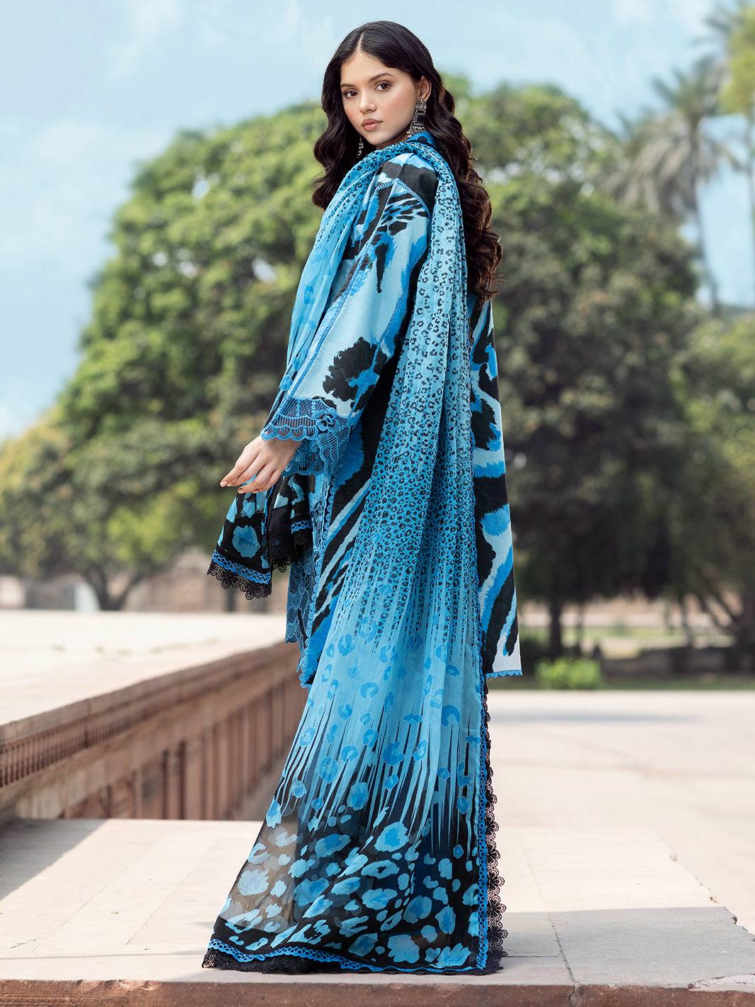 Bin Ilyas | Naqsh Naaz Luxury Lawn 25 | 2086 - D by Maria Faisal - Registered Vendor of : Bin Ilyas - type : Ladies Clothes - 100% original wedding dresses