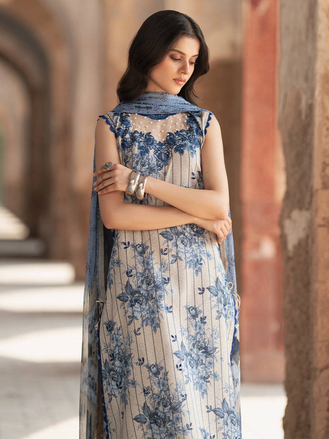 Bin Ilyas | Naqsh Naaz Luxury Lawn 25 | 2087 - A by Maria Faisal - Registered Vendor of : Bin Ilyas - type : Ladies Clothes - 100% original wedding dresses