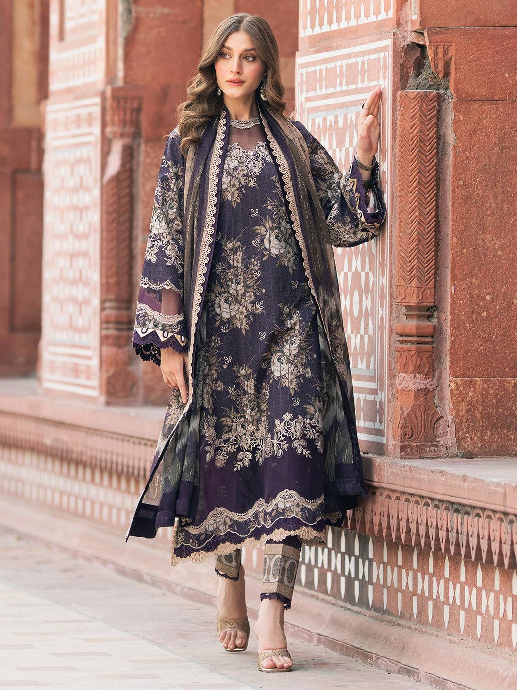 Bin Ilyas | Naqsh Naaz Luxury Lawn 25 | 2087 - B by Maria Faisal - Registered Vendor of : Bin Ilyas - type : Ladies Clothes - 100% original wedding dresses