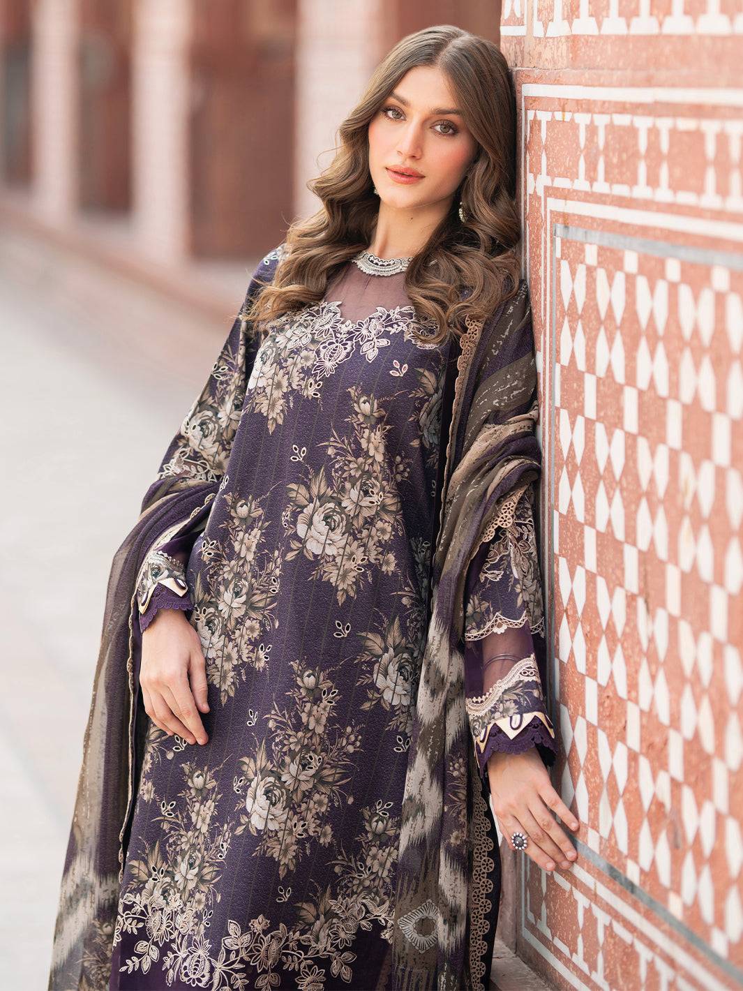 Bin Ilyas | Naqsh Naaz Luxury Lawn 25 | 2087 - B by Maria Faisal - Registered Vendor of : Bin Ilyas - type : Ladies Clothes - 100% original wedding dresses