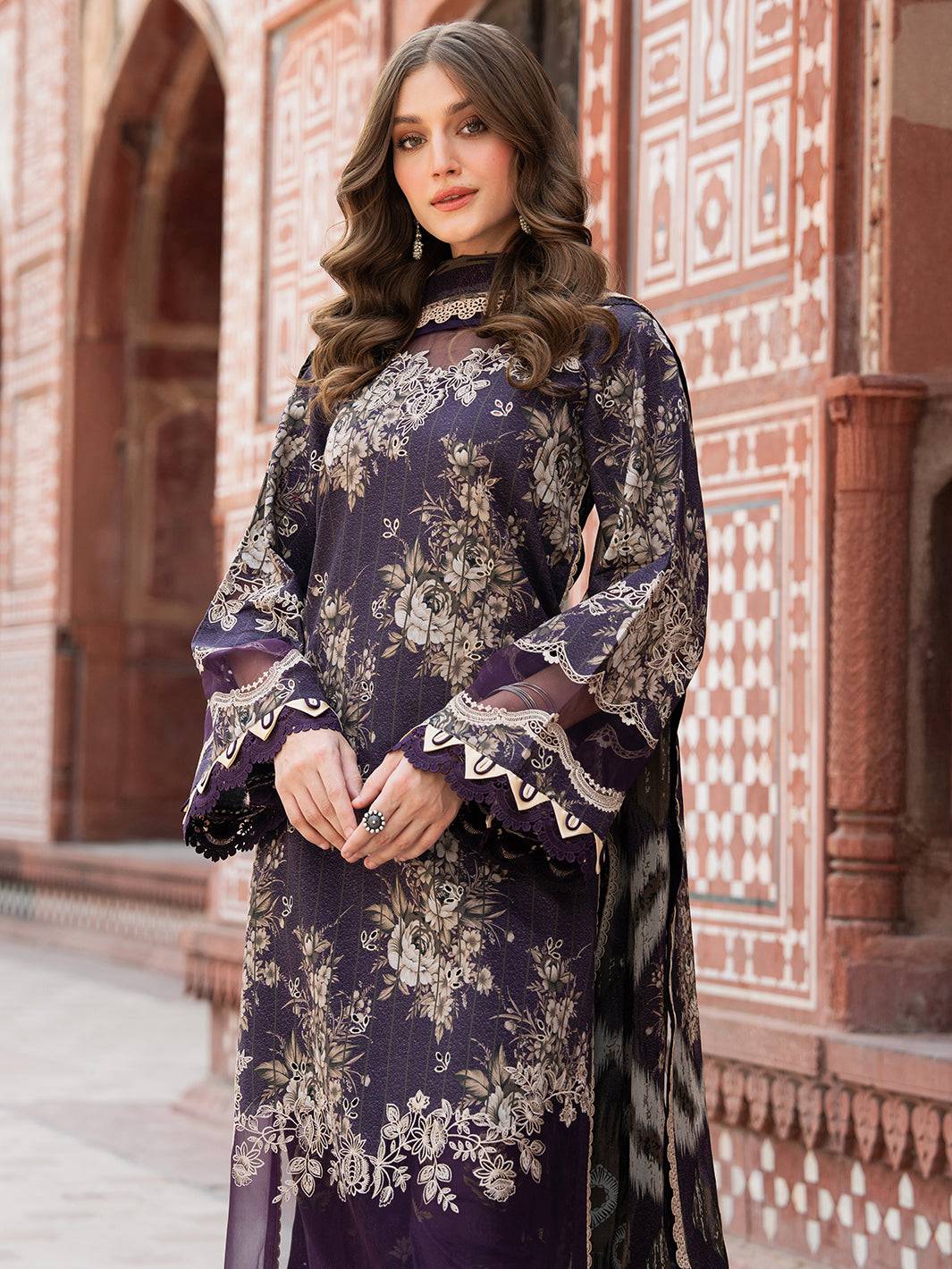 Bin Ilyas | Naqsh Naaz Luxury Lawn 25 | 2087 - B by Maria Faisal - Registered Vendor of : Bin Ilyas - type : Ladies Clothes - 100% original wedding dresses
