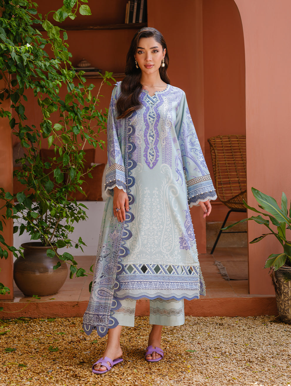 Jade | Cambric 25 | URBANE EMBROIDERED CAMBRIC 25 BB - Ladies Clothes - Maria Faisal