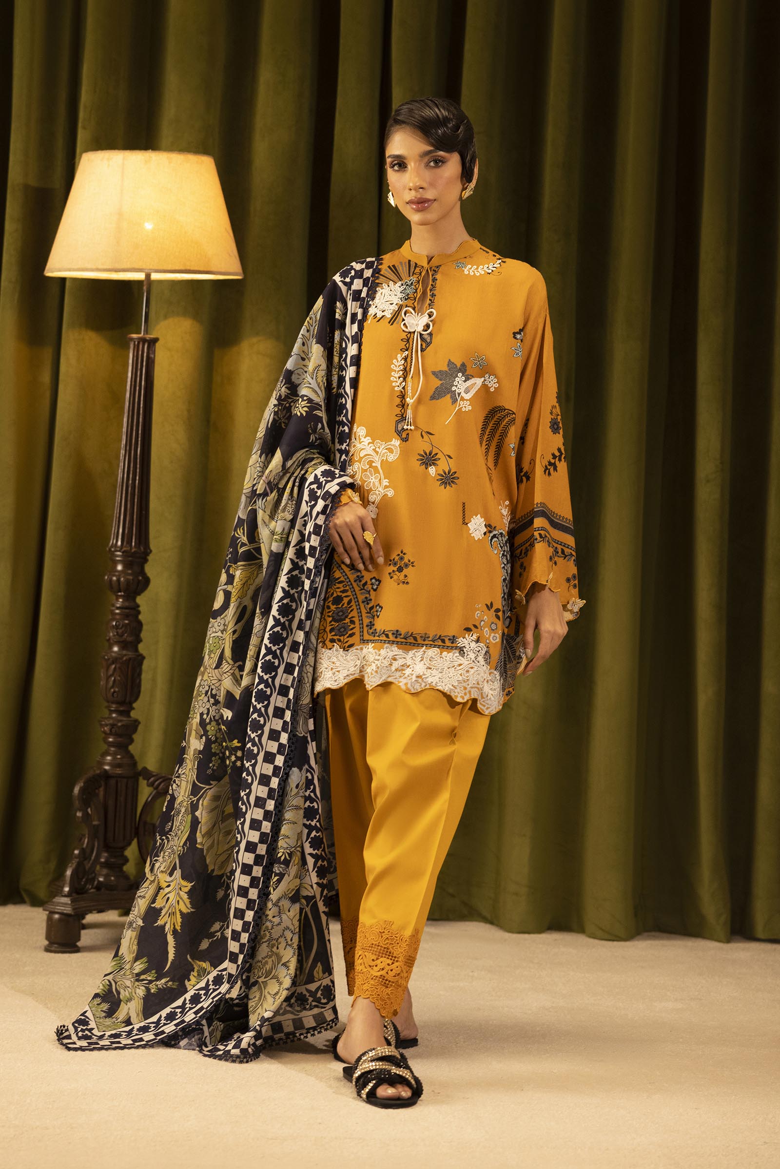 Sana Safinaz | Muzlin Winter 25 | 020A - Casual Dress - available at Maria Faisal in UK and USA.