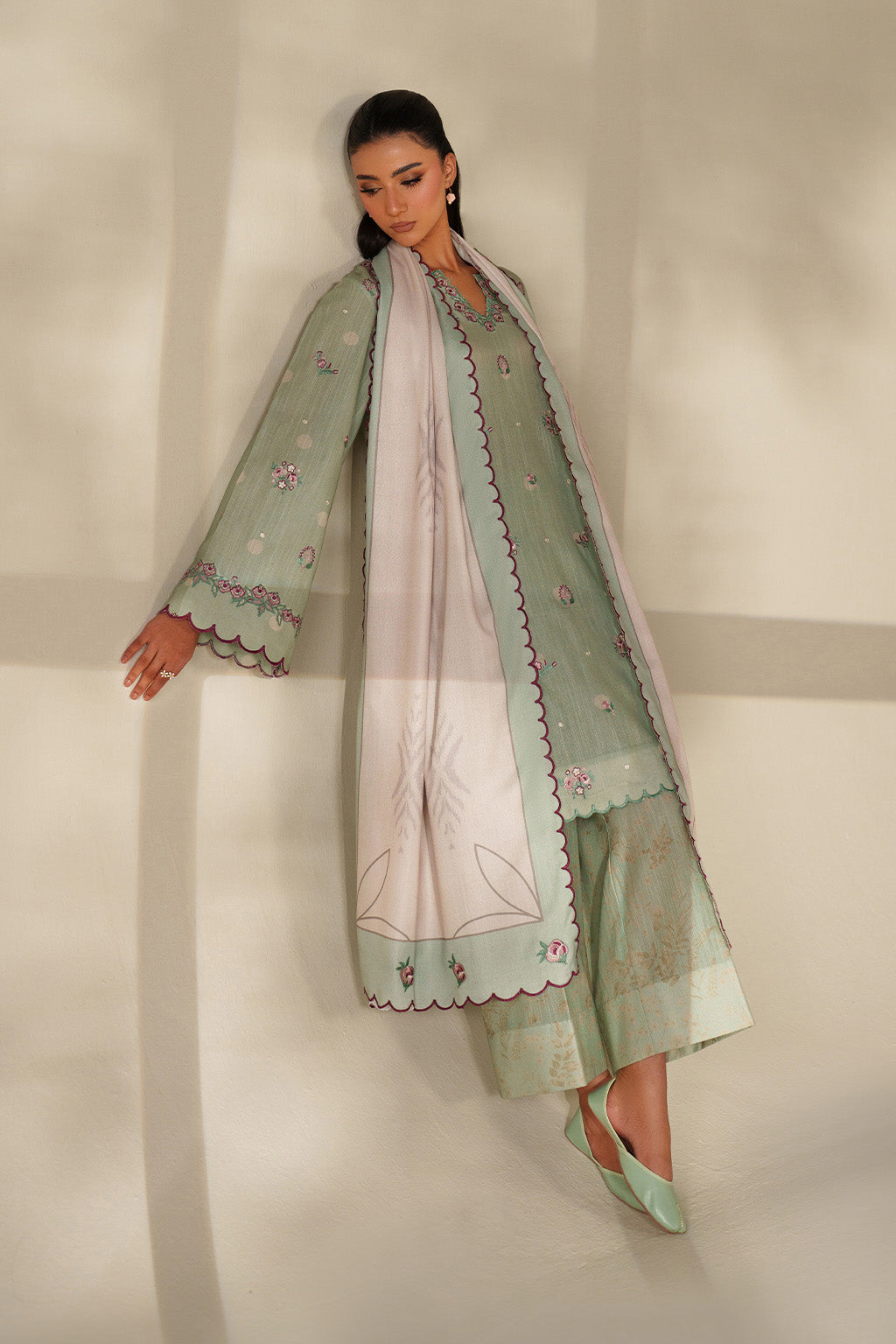 Iznik | Winter Chapter 25 | UE-563 Printed Khaddar - Casual Dress - available at Maria Faisal in UK and USA.