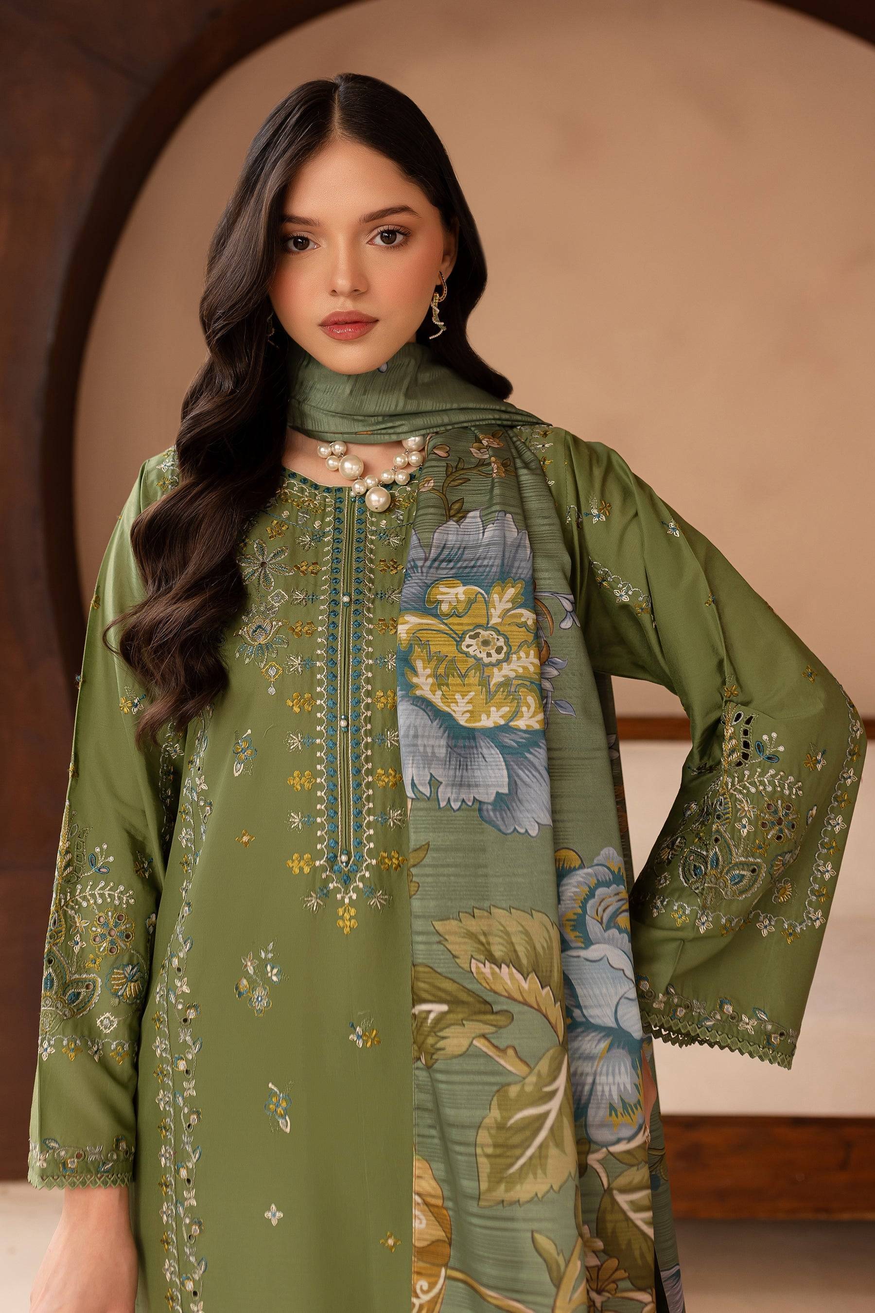 Batik | Kai Formals | Ireland by Maria Faisal - Registered Vendor of : Batik - type : Ladies Clothes - 100% original wedding dresses