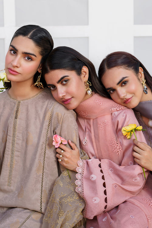 Baroque | Luxury Pret 24 | LAWN UF-642 - Designer Dress with Intricate embroidery and embellishments. Shop elegent wedding dress at Maria Faisal.