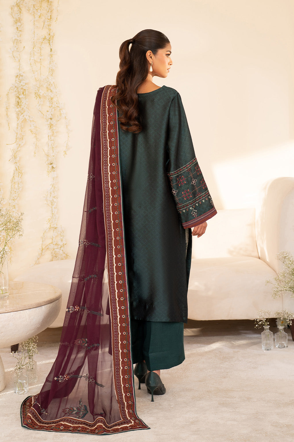Iznik | Festive Formal | UE-435 Embroidered Pure silk - Ladies Clothes - Maria Faisal