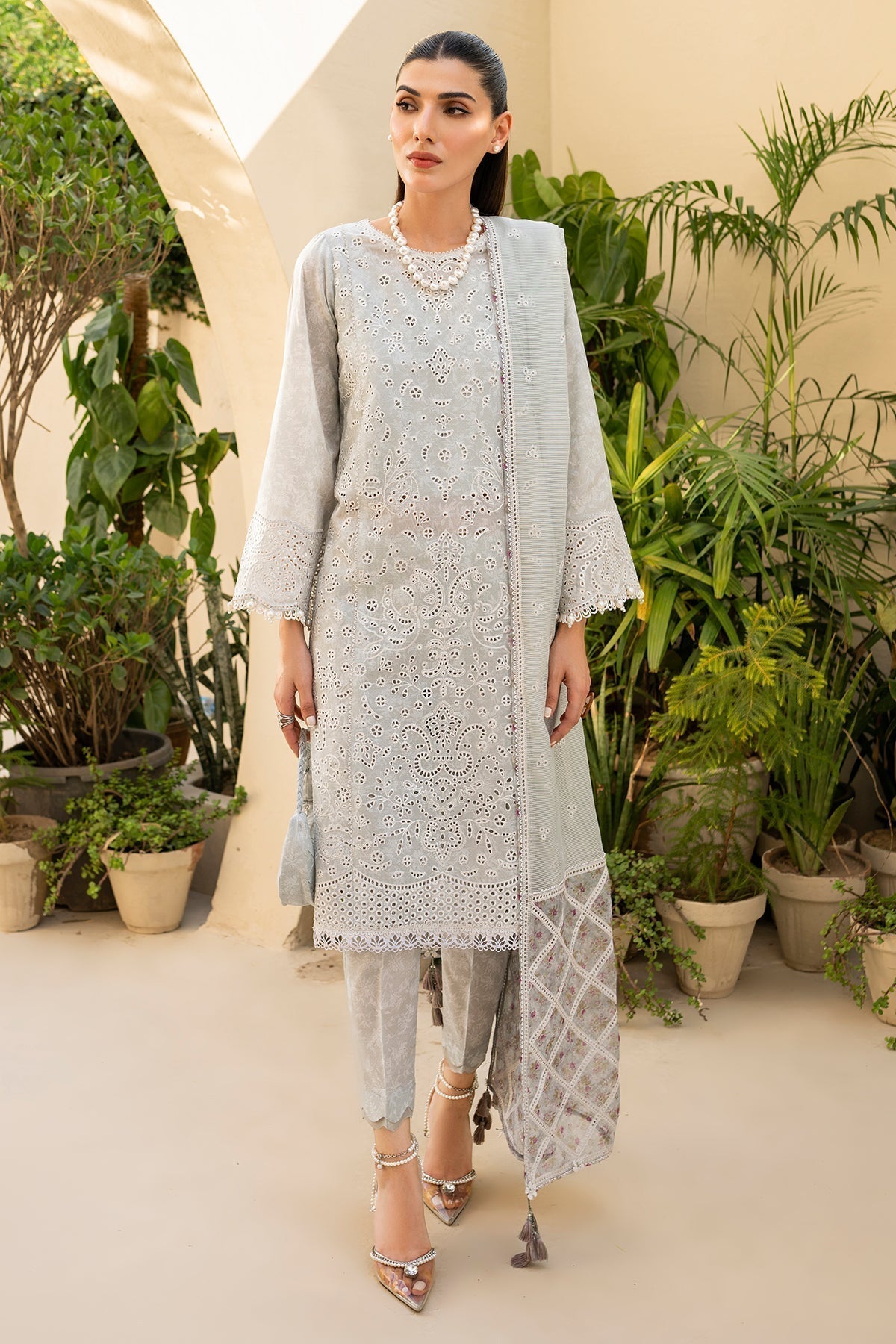 Jazmin | Irish Lawn SS 24 | D2 - Maria Faisal. 