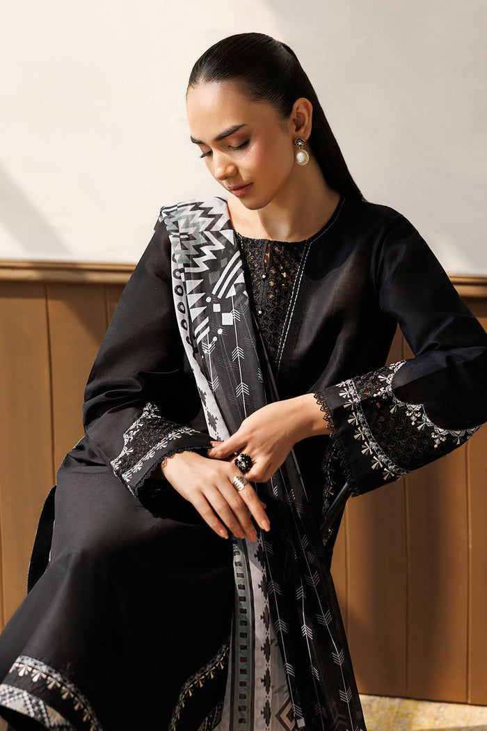 Baroque  | Luxury Pret 26 | PR-1366 - Luxury Dress - available at Maria Faisal in UK and USA.