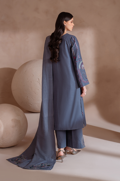Iznik | Exclusive Winter | UE-360 - Ladies Clothes - Maria Faisal