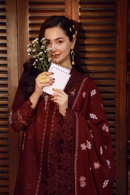 Maryam Hussain | Winter Shawl 25 | Taali - Formal Dress - available at Maria Faisal in UK and USA.