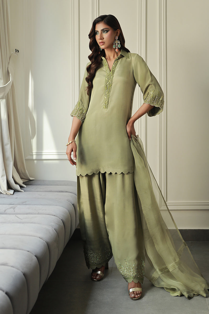 Wardha Saleem | Luxury Pret Traditional Wear | IARA - Ladies Clothes 