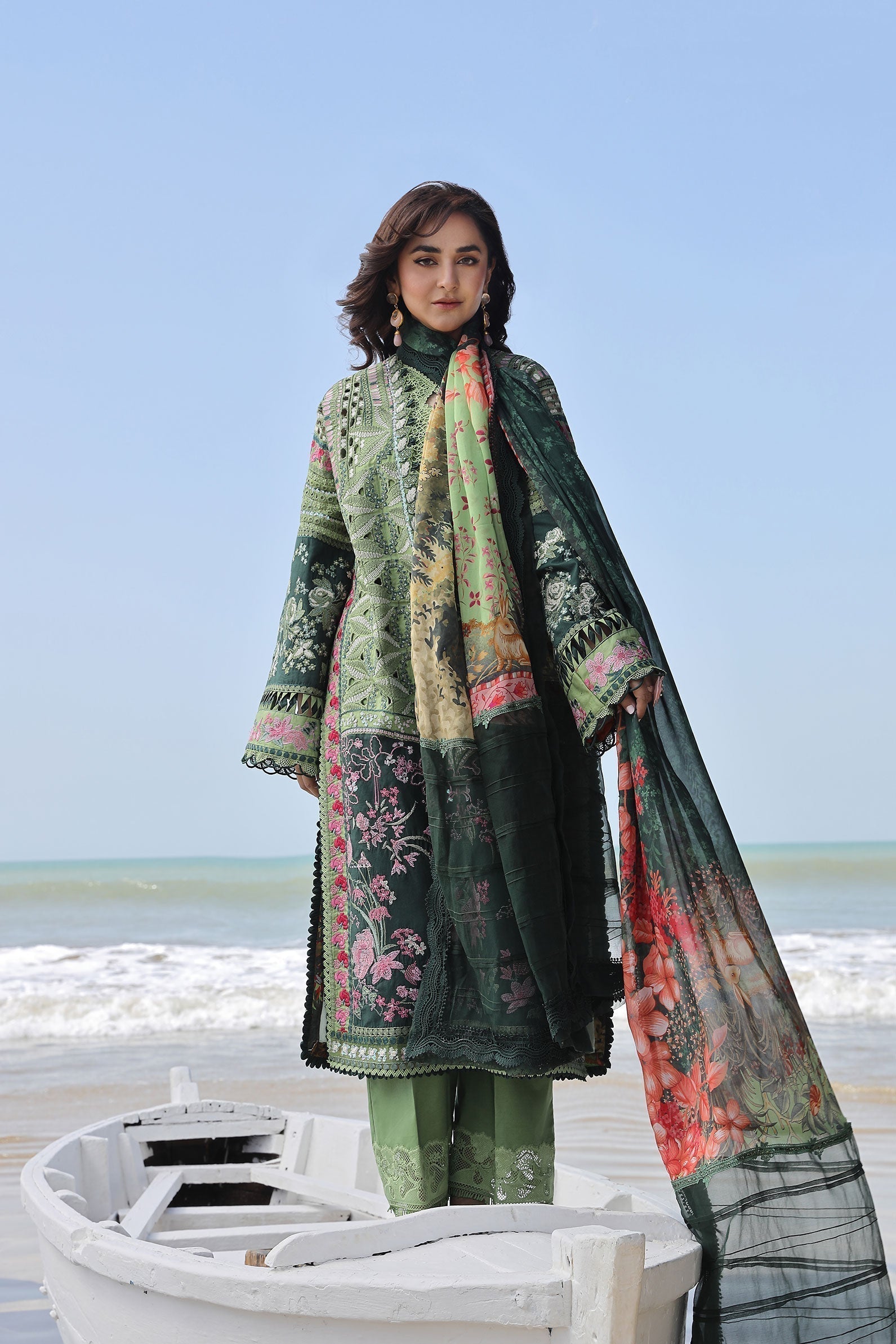 Maryam Hussain | Luxury Lawn 24 | GARDENIA - Waniyas