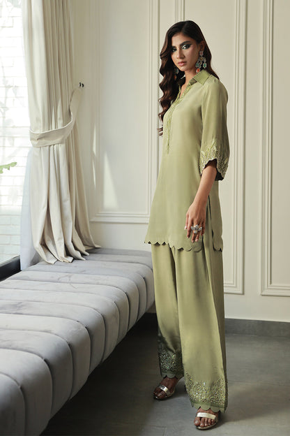 Wardha Saleem | Luxury Pret Traditional Wear | IARA - Ladies Clothes 