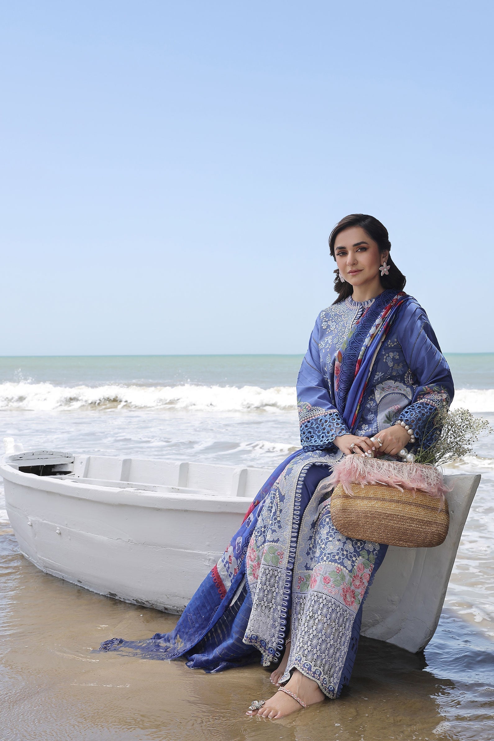 Maryam Hussain | Luxury Lawn 24 | AYRA - Waniyas