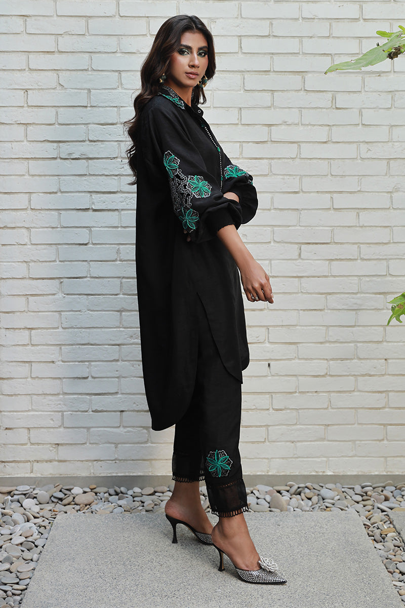 Wardha Saleem | Luxury Pret Traditional Wear | NOYA - Ladies Clothes 
