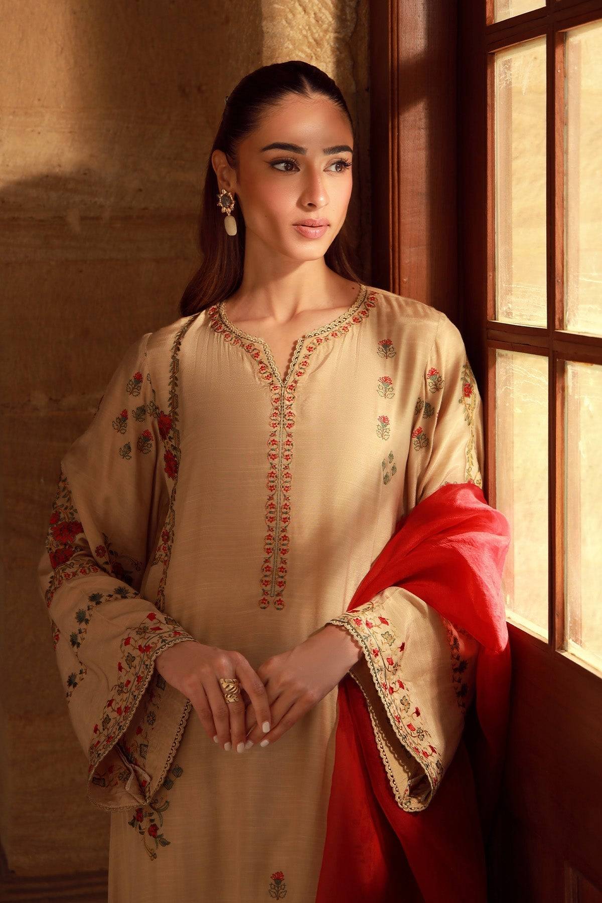 Sahar | Luxe Pret 25 | Crimson Bronze by Maria Faisal - Registered Vendor of : Sahar - type : Ladies Clothes - 100% original wedding dresses