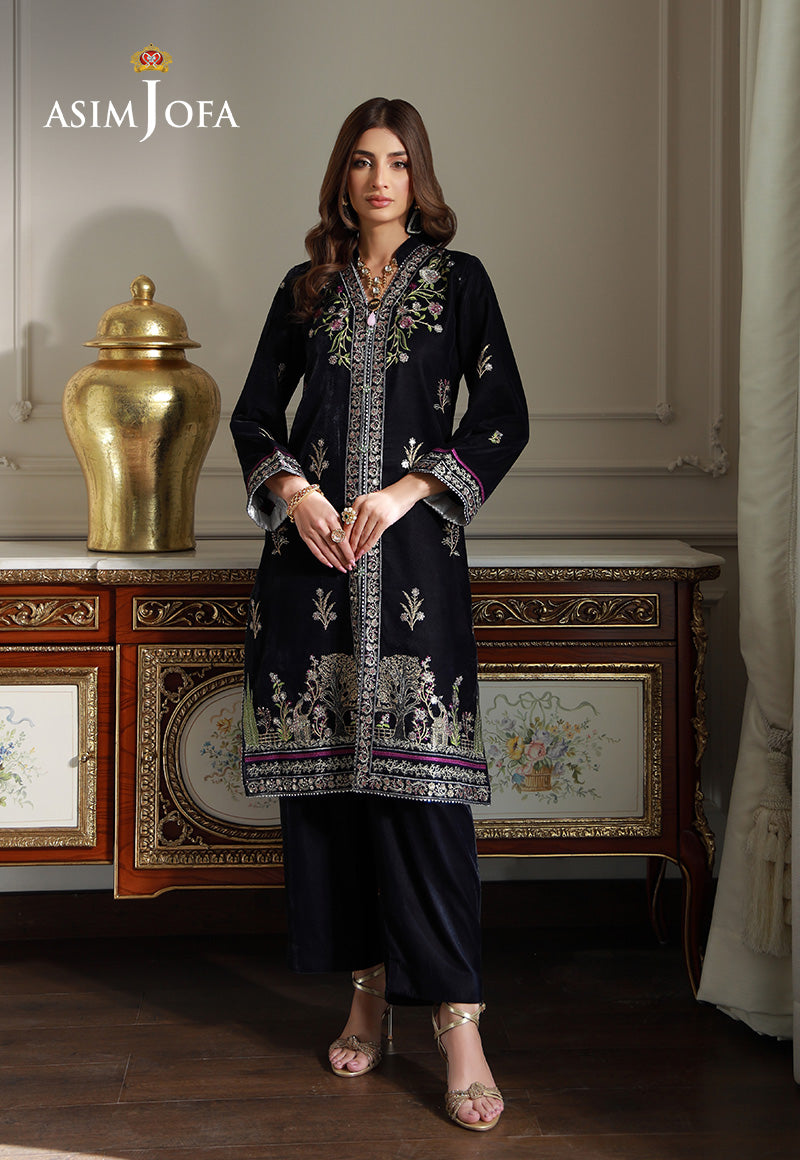 Asim Jofa | Velvet Edit | AJVG-11 - Designer Dress with Intricate embroidery and embellishments. Shop elegent wedding dress at Maria Faisal.