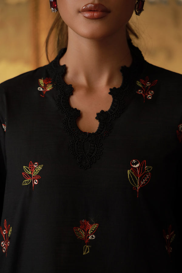 Sahar | Fall 25 |Scarlet Eclipse - Ladies Clothes - Maria Faisal