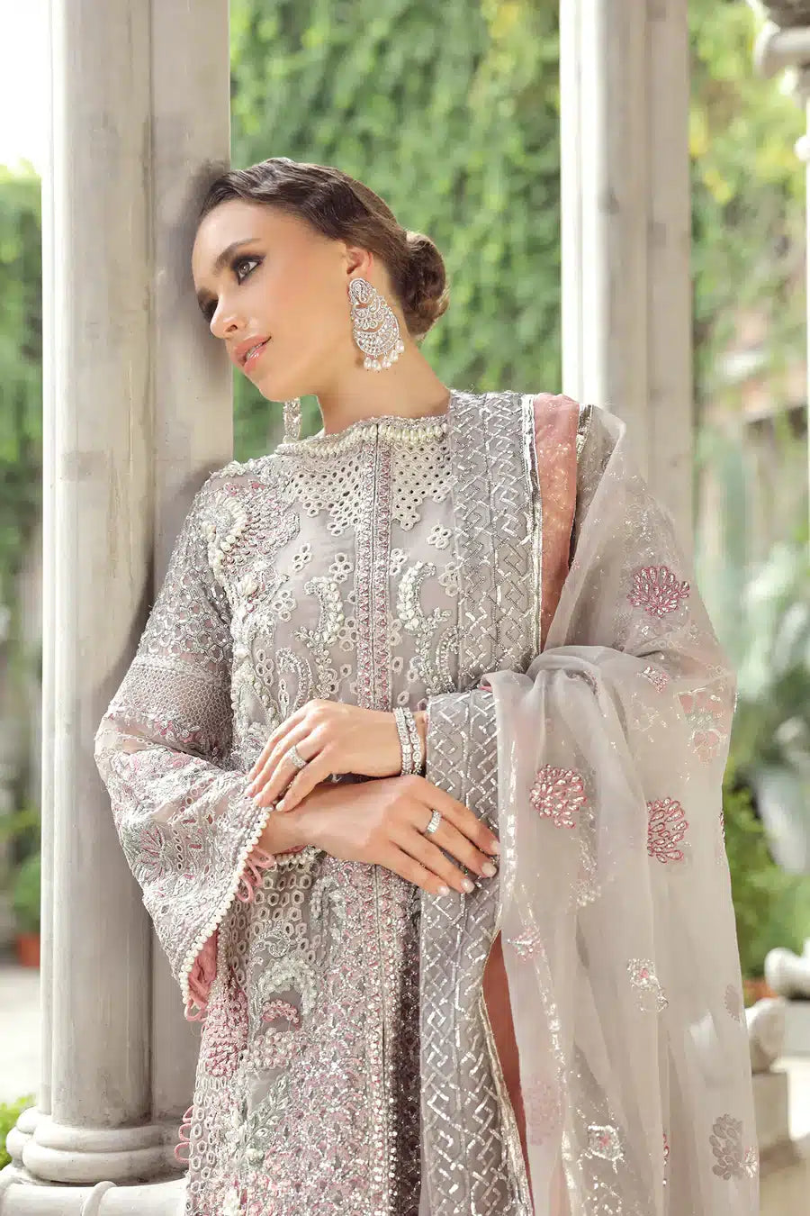 Maryam Hussain | Raha Luxury Festive 23 | Sarai