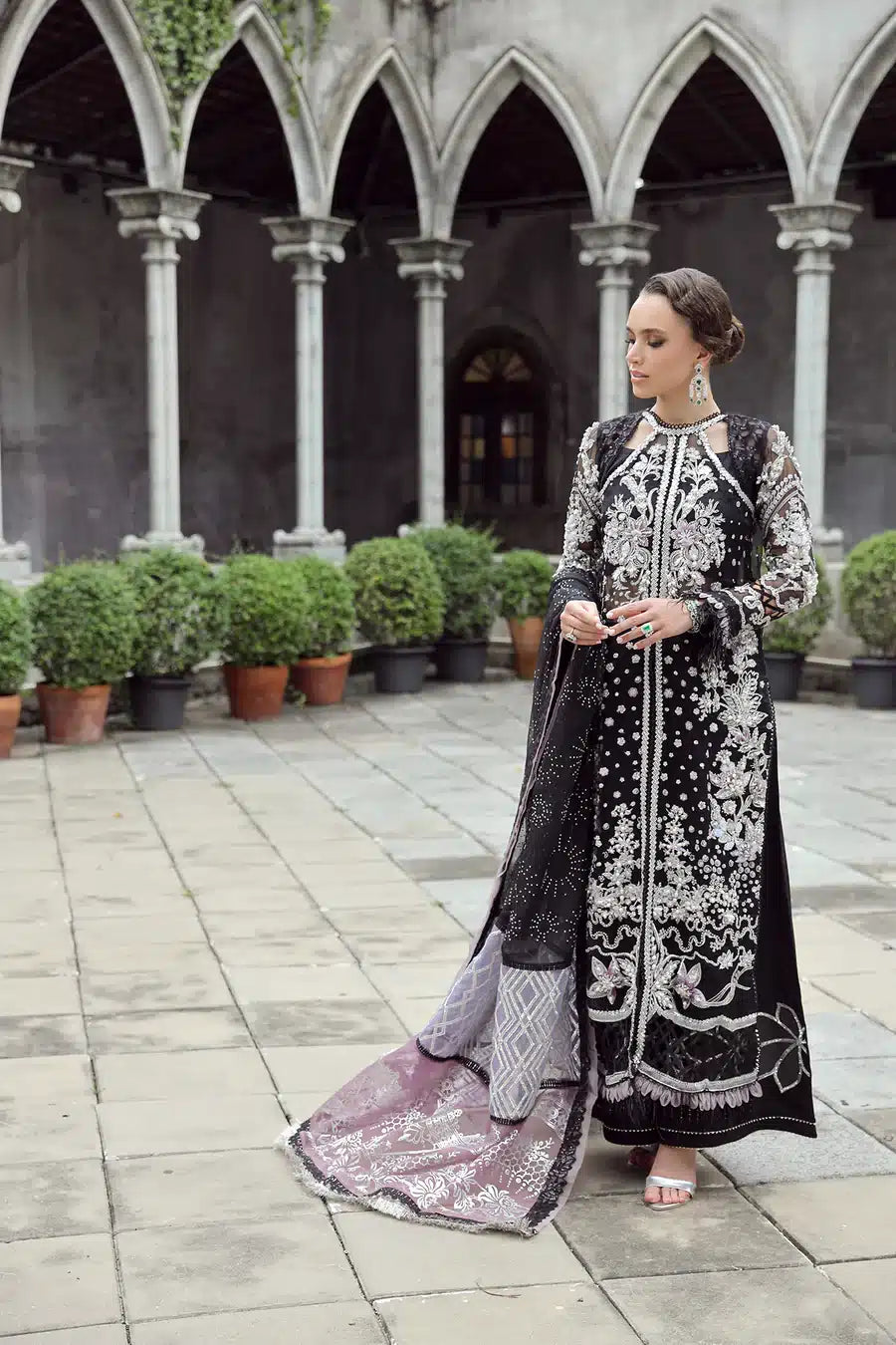 Maryam Hussain | Raha Luxury Festive 23 | Danisa