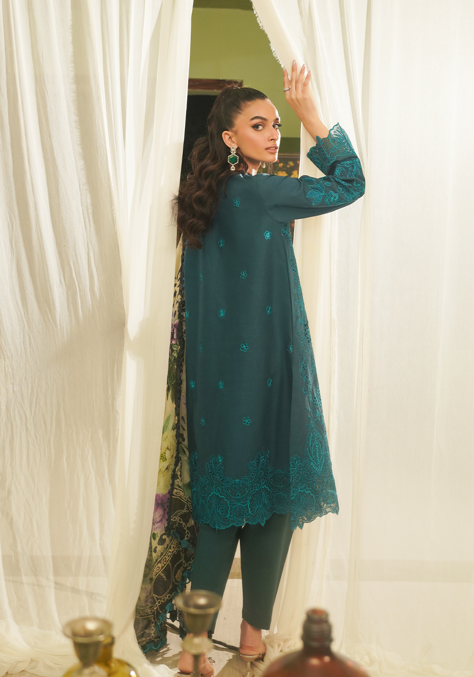 Zarqash | Tresor Luxury Lawn 24 | ZQT 0011 DINA - Waniyas