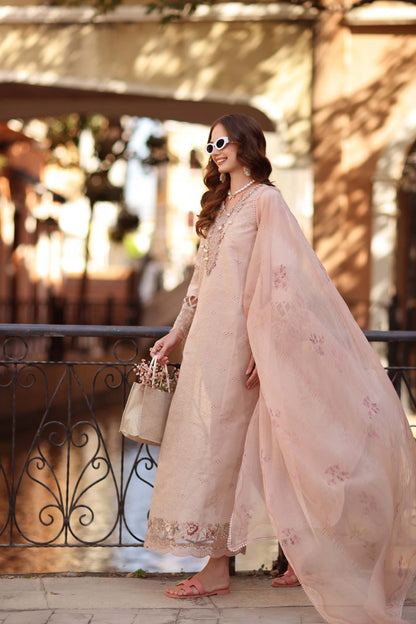 Noor by Saadia Asad | Eid Luxe Printkhaas 26 | D6 - B - Ballet Pink - Luxury Dress - available at Maria Faisal in UK and USA.