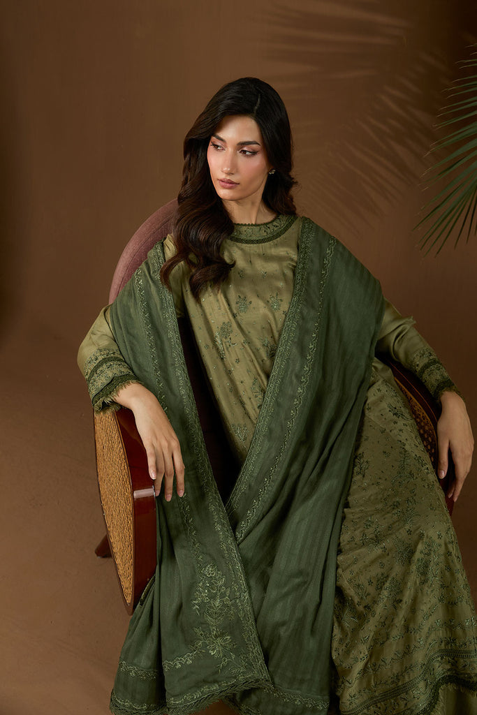 Sobia Nazir | Winter Shawl 25 | Design 2A - Formal Dress - available at Maria Faisal in UK and USA.
