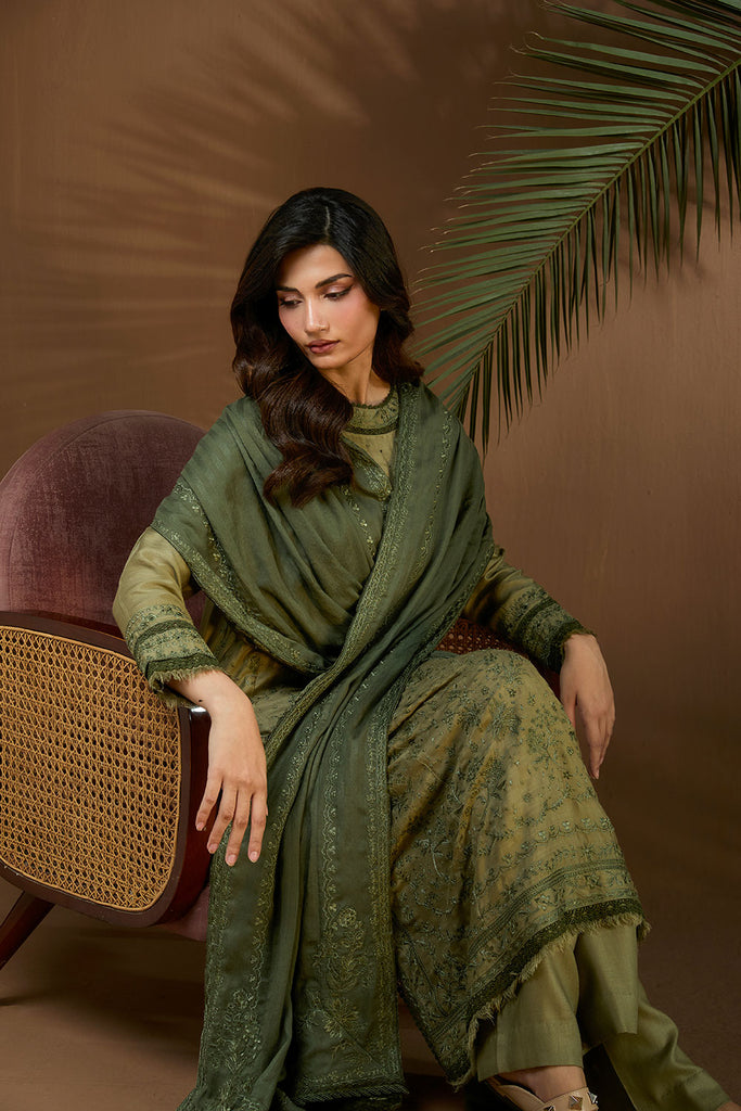 Sobia Nazir | Winter Shawl 25 | Design 2A - Formal Dress - available at Maria Faisal in UK and USA.